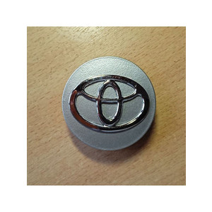 Колпачок заглушка на Тойота 58/55/12 мм серебро