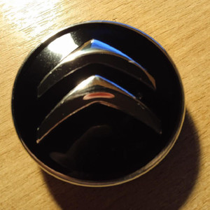 Колпачок заглушка на Ситроен 58/55/12 мм черный