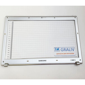 Рамка, безель матрицы ноутбука Samsung R520 BA75-02198B